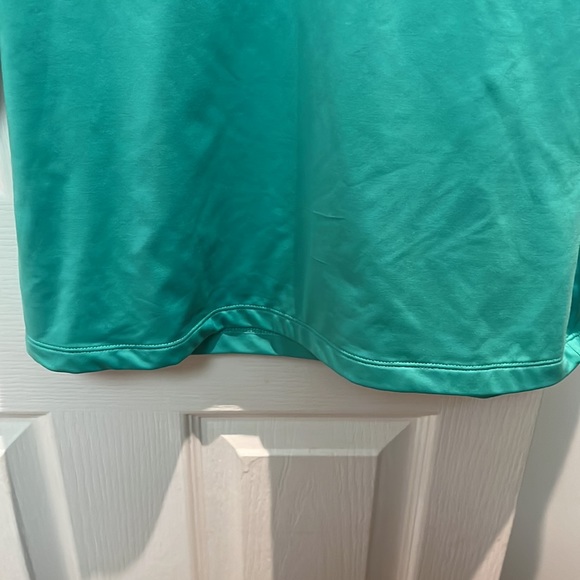 Nike Green Drifit Top- Tennis/ Golf Size Medium - Picture 6 of 8